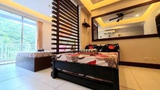 Pico de Loro Beach Sleek Mountainview 1-BR for 6 Apartment in Nasugbu