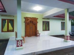 Rumah dekat Terminal Purworejo Vacation rental in Indonesia