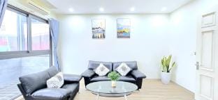Westlake*Hanoi*Cozy 1BR Apartment Vacation rental in Laos