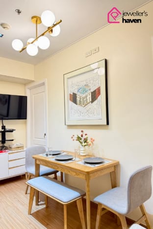 Jeweller’s Haven Azure Vacation rental in Paranaque