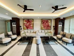 Brand-new Modern Suites in Makati CBD | City View Apartment in Pasay