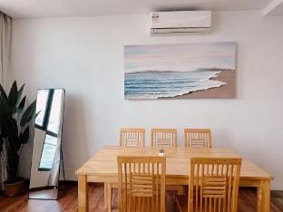 Vivacity Jazz Suite 1 3R2B 7pax with Netflix Apartment in Kuching