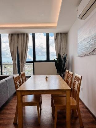 Vivacity Jazz Suite 1 3R2B 7pax with Netflix Apartment in Kuching