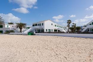 Cotillo Beachfront Escape Apartment in El Cotillo