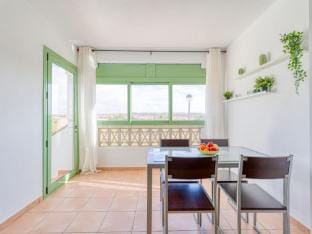 HomeForGuest Spacious flat with terrace and swimming pool Apartment in Castillo Caleta de Fuste