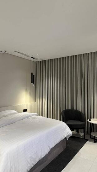 شقه فندقية حديثة بجميع المستلزمات ودخول ذاتي Apartment in Medina