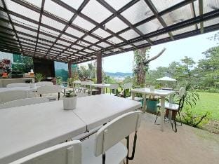 Attic Room at Yin's Guest House Vacation rental in La Union