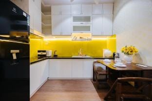 apt2br,80m2,kitchen,dining area,washer,balcony|5VD Apartment in Hanoi