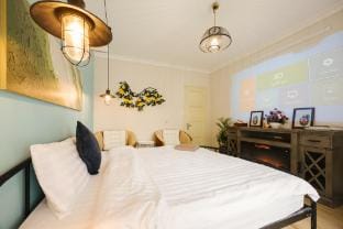 br3|kitchen, balcony, 23 LTT Apartment in Hanoi
