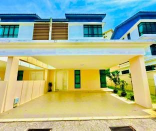 Perfect for Groups! 5BR Villa Near Beach BBQ 20Pax Vacation rental in Batu Ferringhi, Penang, Malaysia