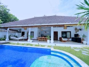 Janji Villa (no 8) Villa in North Kuta