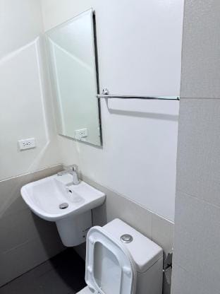 New Studio Unit in Aurora Escalades Tower Cubao Vacation rental in Quezon City