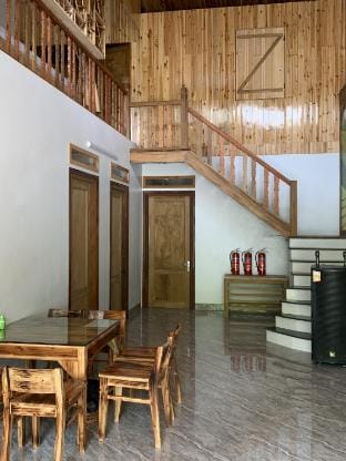 Bắc hà carpenter house Apartment in Laos