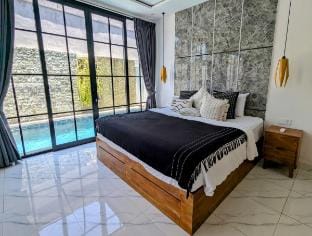 Modern Loft with Private Pool Apartment in Kuta