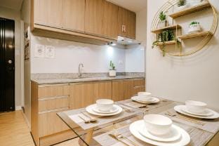 AR10 1BR Voice Operated Unit Vacation rental in Davao City