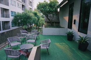 Cozy 1BR Pool Gym Balcony Walk To Central Festival Vacation rental in Chiang Mai