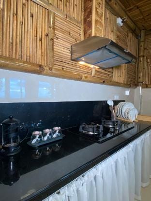 Cool Breezes and Stunning Views - The Bamboo Cabin Vacation rental in Central Visayas
