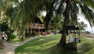 Seafront Log House (101) Vacation rental in Central Visayas