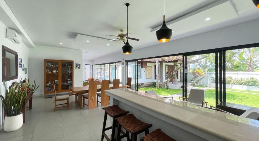 Ananda Villa Yeh Gangga by The Lavana (4 Bedroom Villa with Private Pool) Hotel in Kerambitan