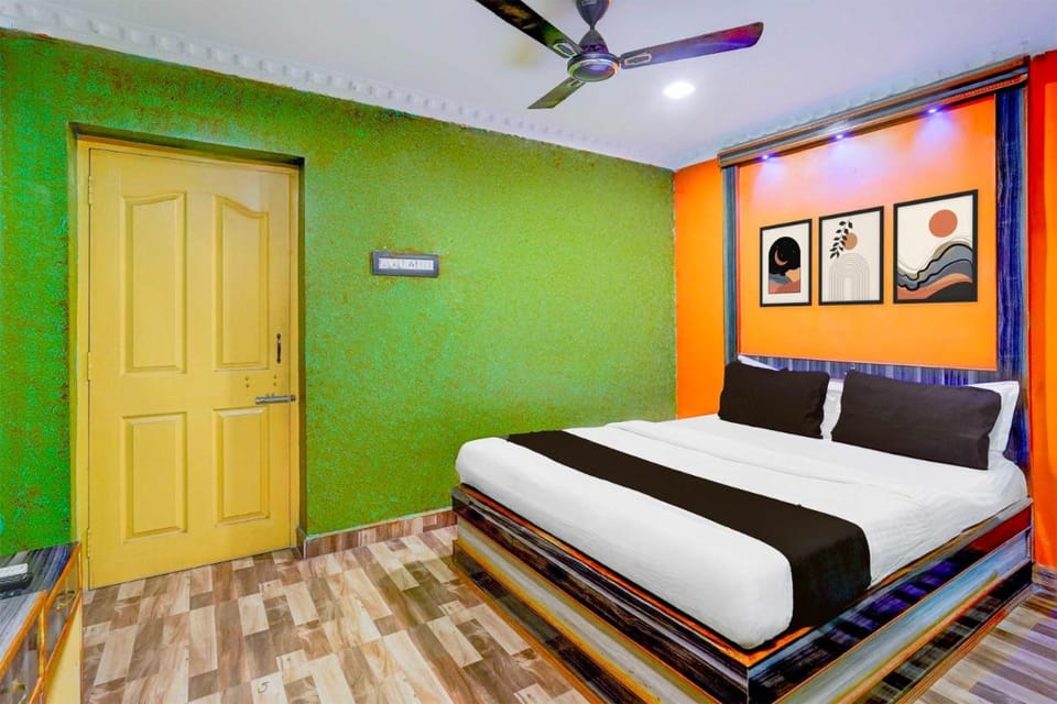 Hotel O Tiruvalam Railway Station Hotel in Tamil Nadu