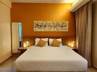 KLCC Spacious Unit for 3+1Pax , 5Min Walk to KLCC Apartment in Federal Territory of Kuala Lumpur