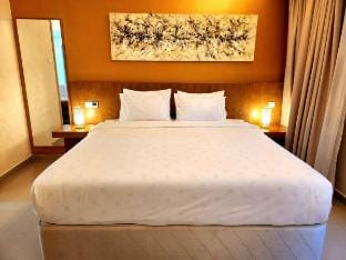KLCC Spacious Unit for 3+1Pax , 5Min Walk to KLCC Apartment in Federal Territory of Kuala Lumpur