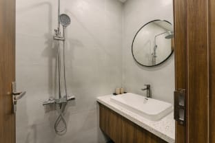 Apt4br,lift,staf247,streetview,150m to lake,FlaxT4 Apartment in Hanoi