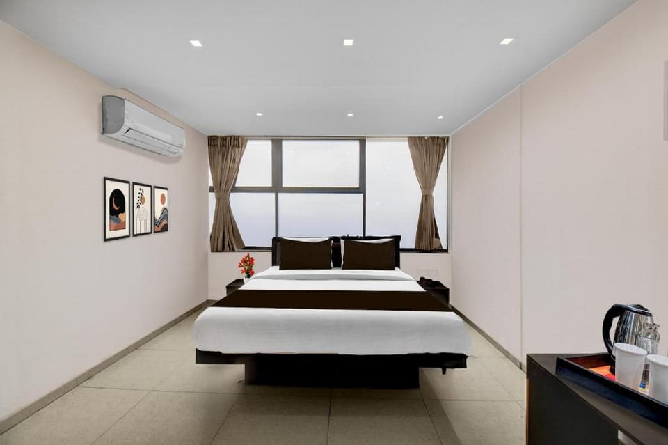 Super Townhouse Chakan MIDC Pune Formerly Renuka Executive Hotel in Maharashtra