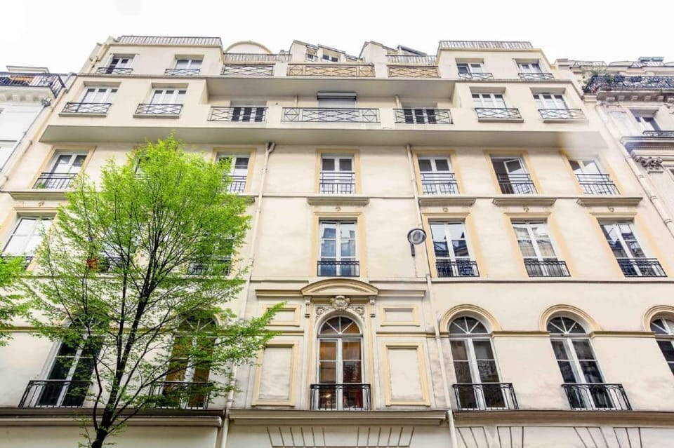 Spacious apartment - 2B/10P - AC - MARAIS Apartment in Paris