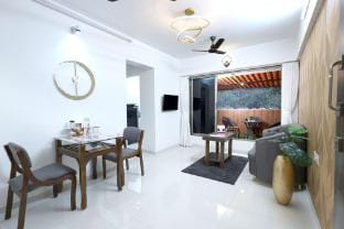 Airport Stopover | Comfy 1BHK in MIDC Andheri East Vacation rental in Mumbai