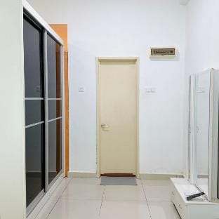 Tebrau Houses Vacation rental in Johor Bahru