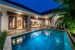 Sunterra 3_Unique & Authentic 3-Bedroom Villa  Villa in North Kuta