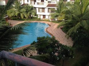 2BDR Apartment Pool Side, Riviera Foothills,Arpora Vacation rental in Goa, India