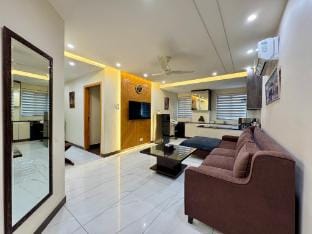 Lux Haven 2 Bedroom Apartment near Gulberg, Lahore Apartment in Lahore