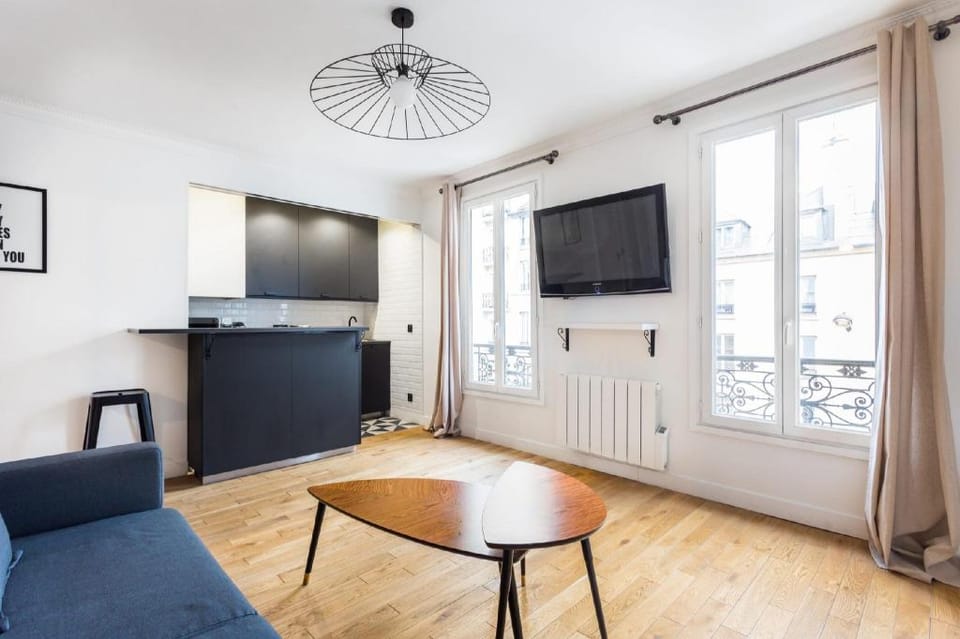 Charming Apt - 1BD/4P - Bastille/Charonne Apartment in Paris