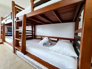 Unit 747 Premium Condo at Albergo, Baguio Apartment in Baguio