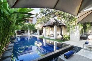 Kedonganan Beacside Villas by Nakula Villa in Kuta