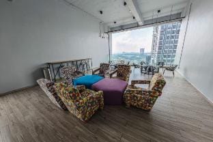 Ekocheras Kuala Lumpur link Mall MRT 2R4Pax Jhouse Vacation rental in Federal Territory of Kuala Lumpur