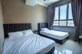 Infinity sea view pool/Beach View/3Rooms/2Parkings Vacation rental in Terengganu, Malaysia