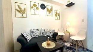 Condo in Bel-air, Makati "Cityscape Jazz" Ps4 Apartment in Makati