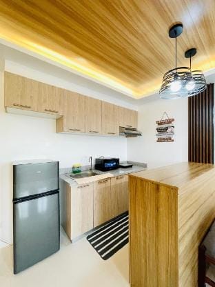 * * WV 20 Smooth Space Minimalist Apartment Vacation rental in Iloilo City