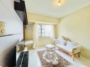 * *C3 Elegant 2BR Condo w/ Pool View Vacation rental in Iloilo City