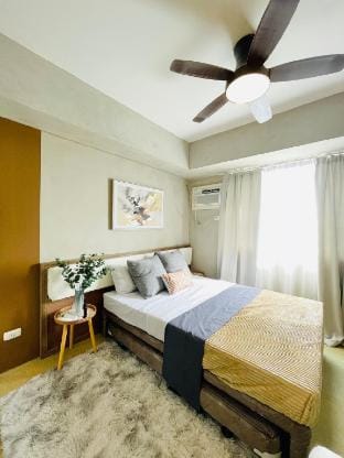 * *V2 Relaxing Studio Escape Apartment in Iloilo City
