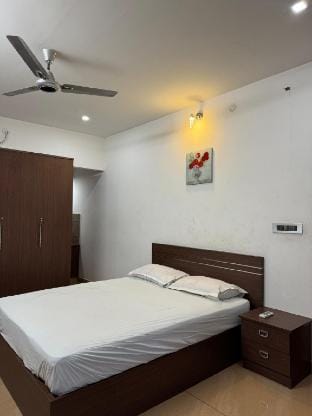 Kafeel Homes - Studio Room Vacation rental in Kochi