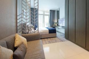 Waterfront Studio with Balcony Near Dubai Mall Vacation rental in Dubai
