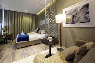 Cozy Apt in Damac Prive | Gym & Pool Access Vacation rental in Dubai