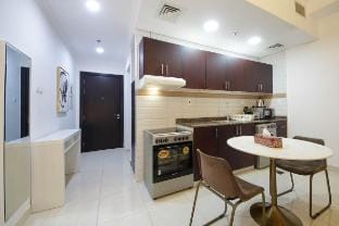 Breathtaking Views  High Floor near metro  station Vacation rental in Dubai