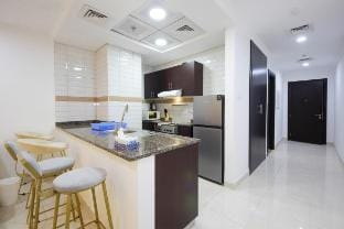 Gorgeous Studio Apt close to Business Bay Metro Vacation rental in Dubai