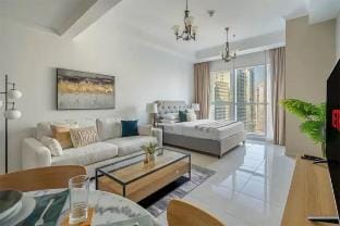 Elegant Studio w/ Partial sea View in Business Bay Vacation rental in Dubai