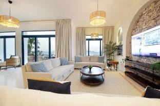 Luxury Villa w/ Burj Al Arab View and Beach Access Villa in Dubai